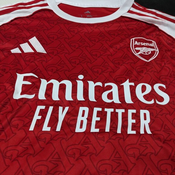 Gyokeres #14 Arsenal 26/26 Home Red Jersey - Picture 4 of 11